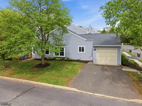 115 Wisbech Pl, Somerset, NJ 08873