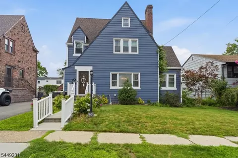 138 Elder Ave, Bergenfield, NJ 07621