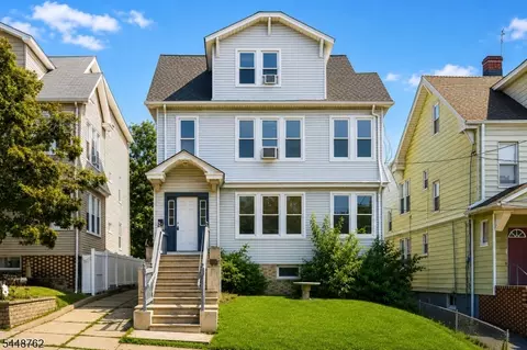 185 Grumman Ave, Newark, NJ 07112