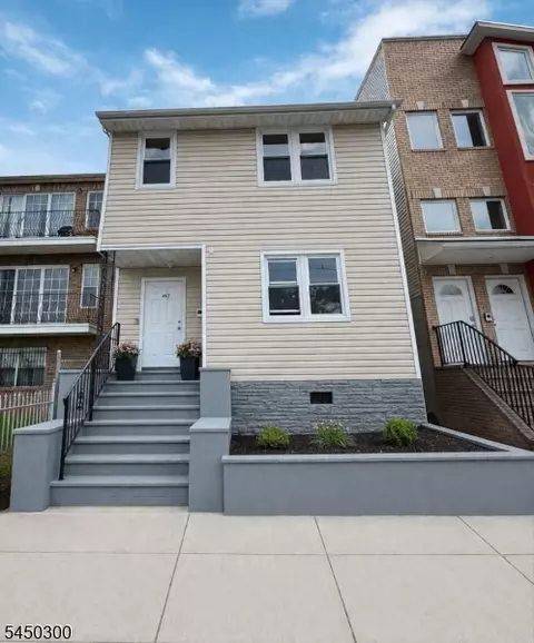 467 Hawthorne Ave, Newark, NJ 07112