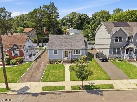119 Ploch Rd, Clifton, NJ 07013