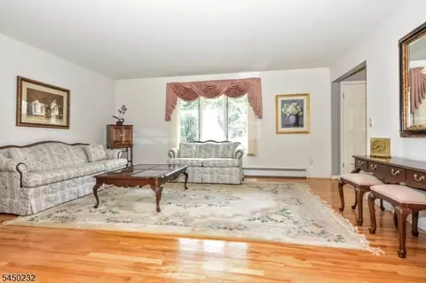 13 Bryan Ct, Wayne, NJ 07470 photo 6