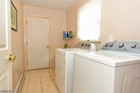 13 Bryan Ct, Wayne, NJ 07470 photo 14