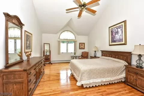 13 Bryan Ct, Wayne, NJ 07470 photo 16