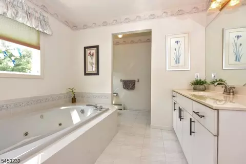 13 Bryan Ct, Wayne, NJ 07470 photo 17