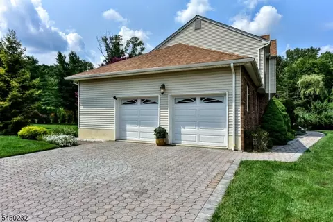 13 Bryan Ct, Wayne, NJ 07470 photo 28