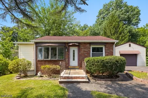 618 Wood Ave, North Brunswick Twp, NJ 08902