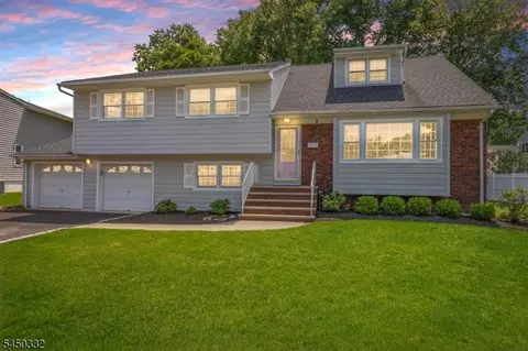2 Poplar Way, Cranford, NJ 07016