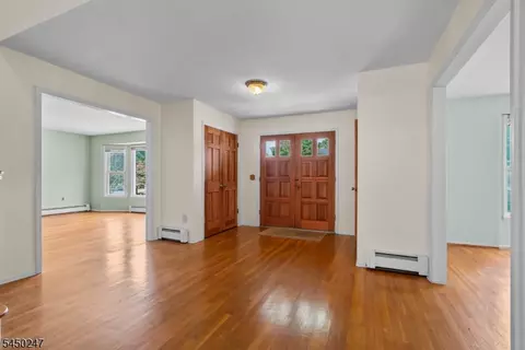 Entry Way - 47 E Cheryl Rd, Pine Brook, NJ 07058 photo 3 of 4