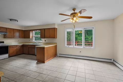 47 E Cheryl Rd, Pine Brook, NJ 07058 photo 16