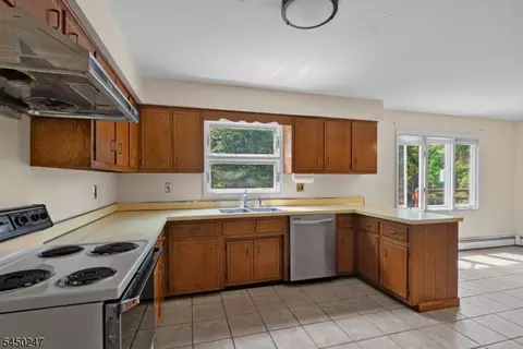 47 E Cheryl Rd, Pine Brook, NJ 07058 photo 14