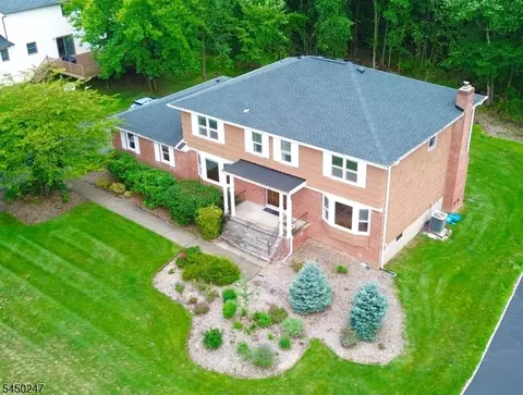 47 E Cheryl Rd, Pine Brook, NJ 07058