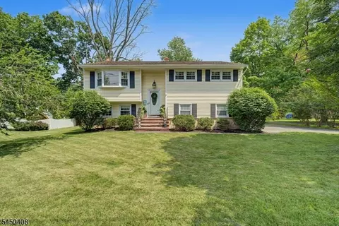 231 Greenwood Ave, Madison, NJ 07940