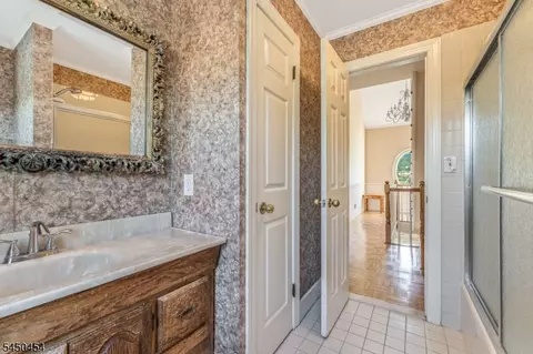 Bath - 38 Larsen Rd, Ringoes, NJ 08551 photo 5 of 5