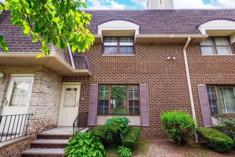 575 Grove St #F3, Clifton, NJ 07013