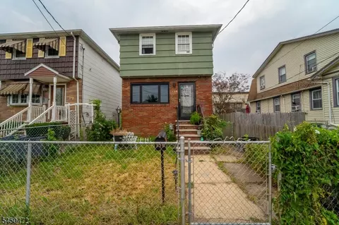 190 Devon Ter, Kearny, NJ 07032
