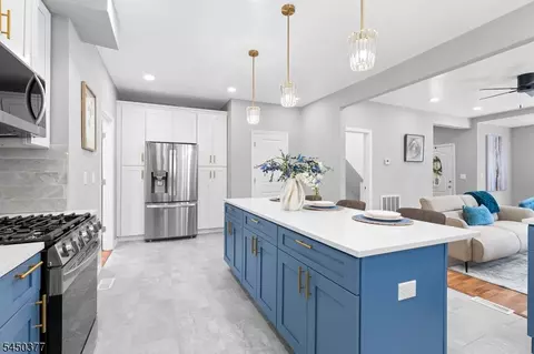7 S Valley Rd, West Orange, NJ 07052