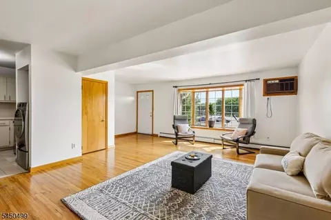 Living - 33 Henry Pl #B2, Hackensack, NJ 07601 photo 2 of 2