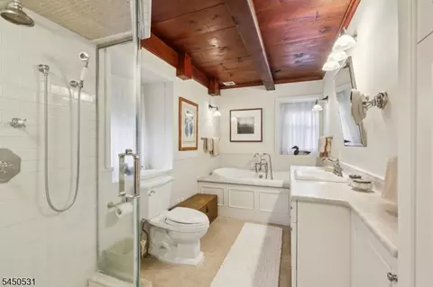 Bath - 164 E Saddle River Rd, Saddle River, NJ 07458 photo 2 of 4