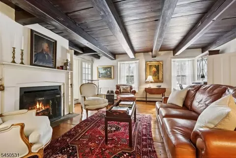 Living - 164 E Saddle River Rd, Saddle River, NJ 07458 photo 2 of 6