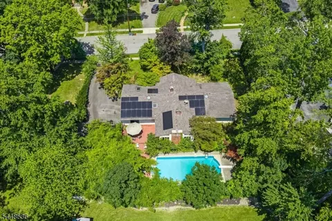 View/Area - 95 Wendt Ln, Wayne, NJ 07470 photo 2 of 2