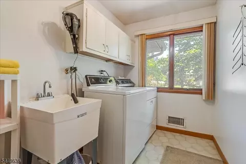 Other - 95 Wendt Ln, Wayne, NJ 07470 photo 1 of 4