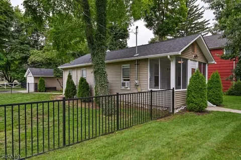 87 Doty Rd, Oakland, NJ 07436