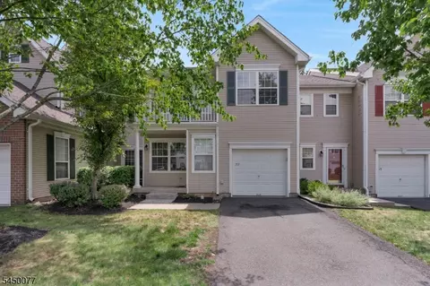 212 Marcia Way, Bridgewater, NJ 08807