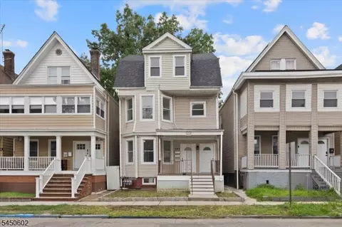 533 S Clinton St, East Orange, NJ 07018