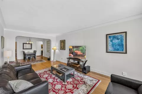 Living - 100 Prospect Ave #4E, Hackensack, NJ 07601 photo 1 of 1