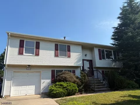 157 Day St, South Plainfield, NJ 07080