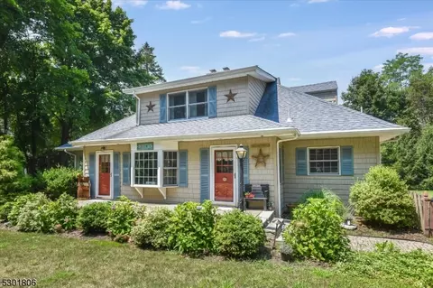 Exterior - 39 Circle Ave, Wayne, NJ 07470 photo 12 of 13