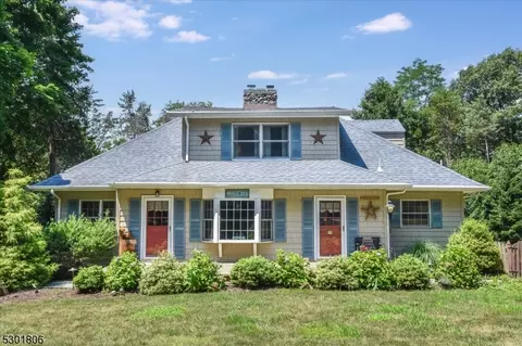 Exterior - 39 Circle Ave, Wayne, NJ 07470 photo 11 of 13