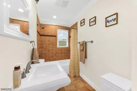 Bath - 19 Andover Dr, Wayne, NJ 07470 photo 2 of 2
