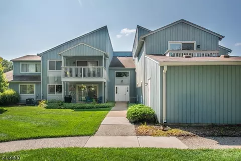 94 Drake Ln #94, Ledgewood, NJ 07852