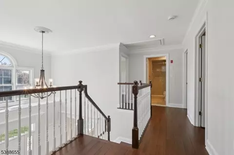 Entry Way - 118 Junction Rd, Hampton, NJ 08827 photo 3 of 3