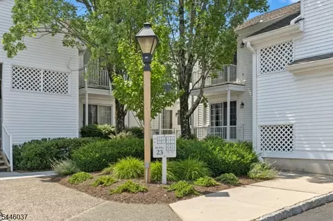 7 Smithfield Ct #7, Basking Ridge, NJ 07920