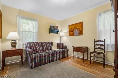 Bedroom - 4 Kensington Rd, Madison, NJ 07940 photo 2 of 4