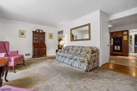 Other - 4 Kensington Rd, Madison, NJ 07940 photo 1 of 10