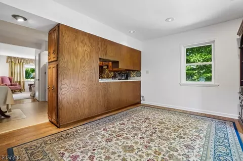 Entry Way - 4 Kensington Rd, Madison, NJ 07940 photo 1 of 1