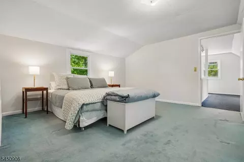 Bedroom - 4 Kensington Rd, Madison, NJ 07940 photo 4 of 4