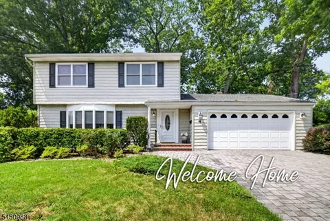 4 Darby Rd, East Brunswick, NJ 08816