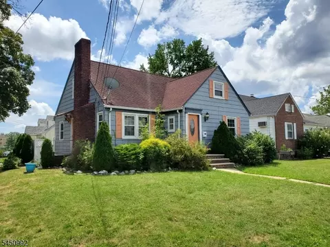 164 W Grant Ave, Roselle Park, NJ 07204