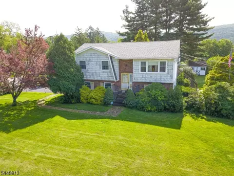 1 Wallkill Ter, Ogdensburg, NJ 07439