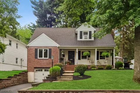 8 Sheridan Ave, West Orange, NJ 07052