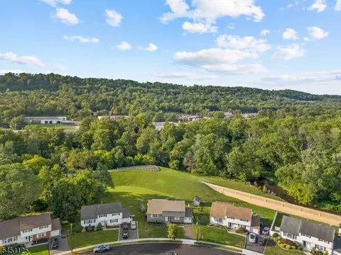 View/Area - 21 Starlit Dr, Middlesex, NJ 08846 photo 4 of 4