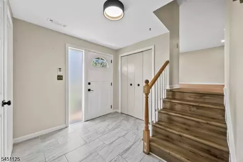 Entry Way - 21 Starlit Dr, Middlesex, NJ 08846 photo 2 of 2