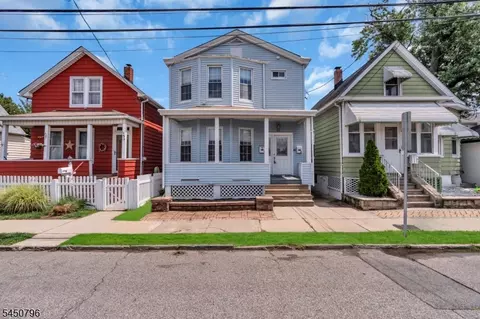 Exterior - 55 Maple Ave, Wallington, NJ 07057 photo 4 of 7
