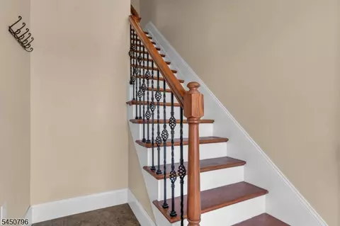 Entry Way - 55 Maple Ave, Wallington, NJ 07057 photo 4 of 7