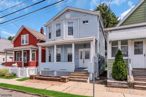 Exterior - 55 Maple Ave, Wallington, NJ 07057 photo 3 of 7